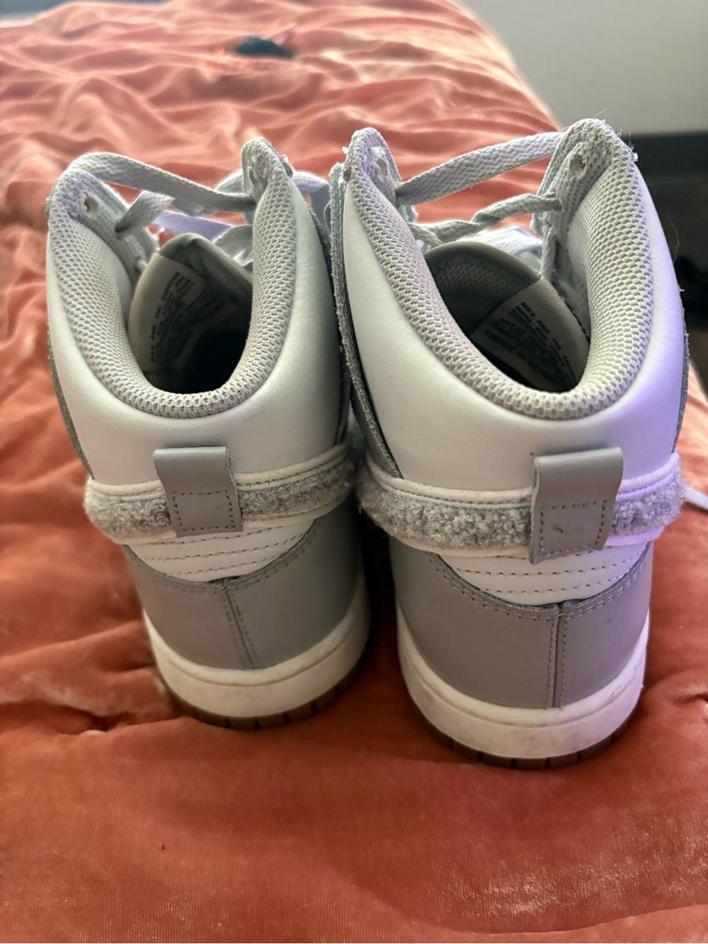 Nike High-Top Sneakers in Lavender and White - Picture 3 of 6